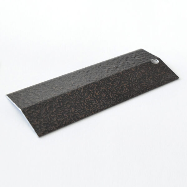 Moldura Monarca pisa alfombra Cooper Vain
